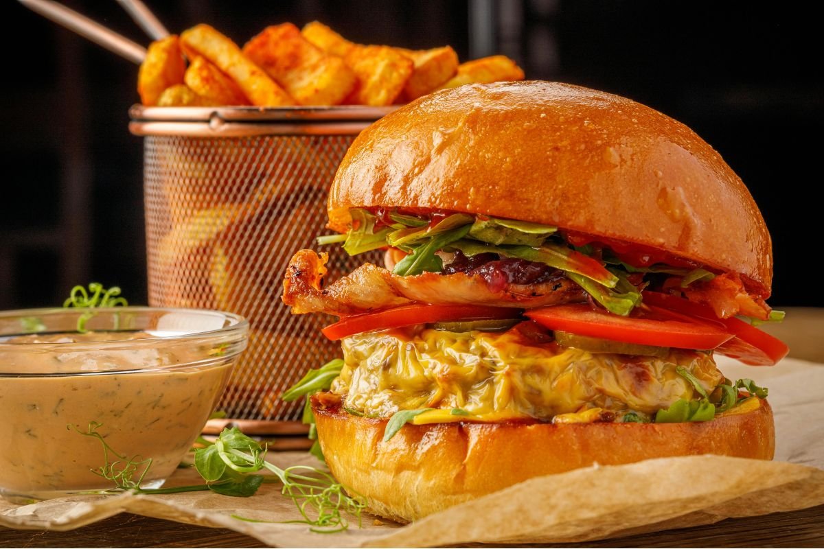Burger and Fries – Fast Food