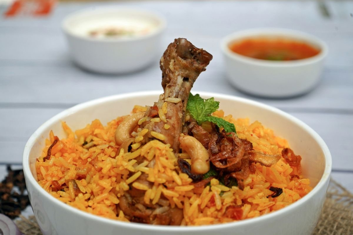 the delicious food chicken beryani
